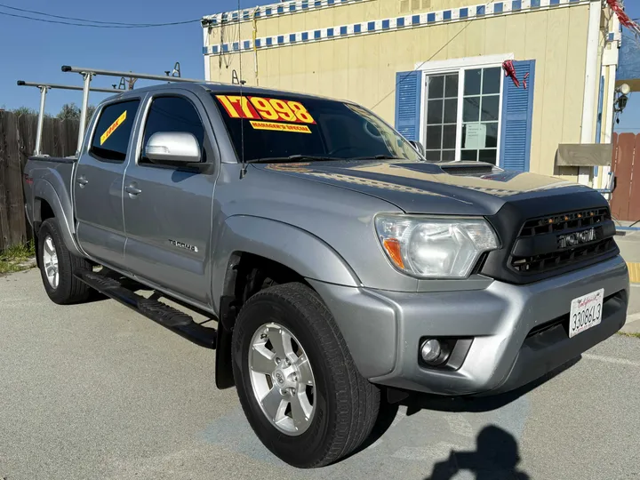 GRAY, 2014 TOYOTA TACOMA DOUBLE CAB Image 3