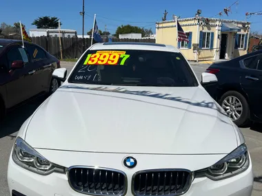 WHITE, 2017 BMW 3 SERIES Image 13