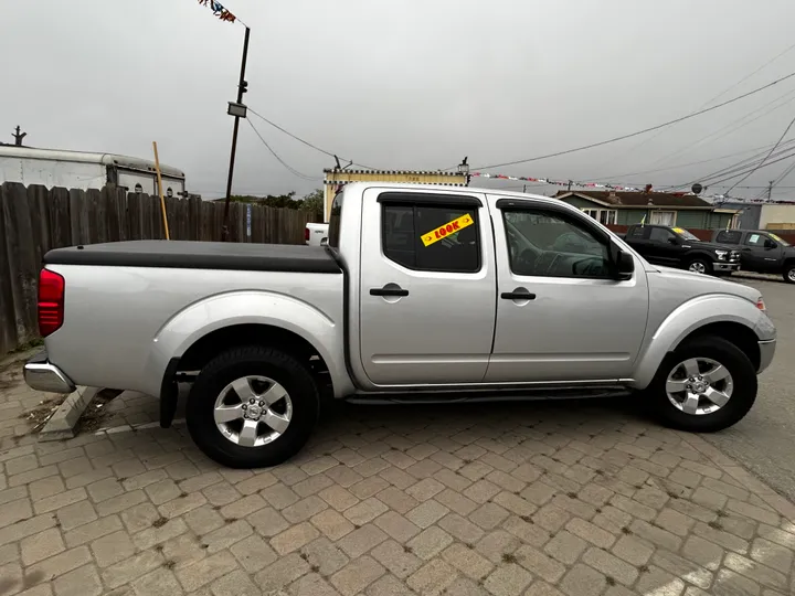 2010 NISSAN FRONTIER CREW CAB Image 4