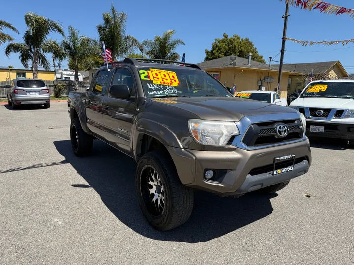 GRAY, 2013 TOYOTA TACOMA DOUBLE CAB Image 1
