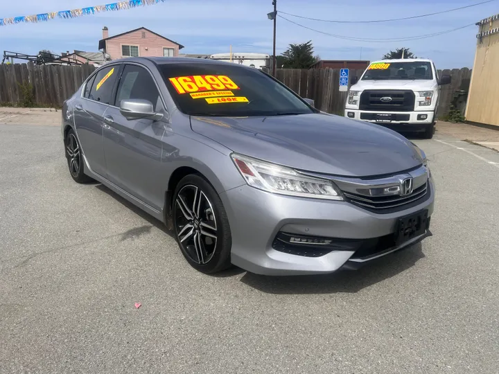 2017 HONDA ACCORD Image 1