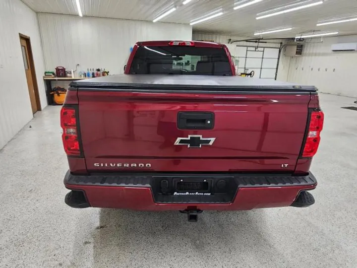 RED, 2018 CHEVROLET SILVERADO 1500 DOUBLE CAB Image 6