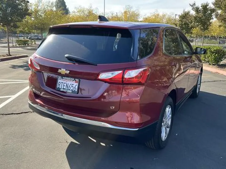 RED, 2018 CHEVROLET EQUINOX Image 32