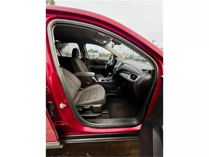 RED, 2018 CHEVROLET EQUINOX Image 22