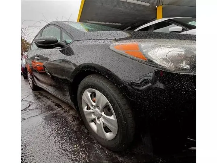 BLACK, 2016 KIA FORTE Image 2