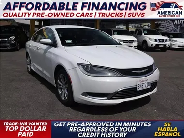 WHITE, 2015 CHRYSLER 200 Image 