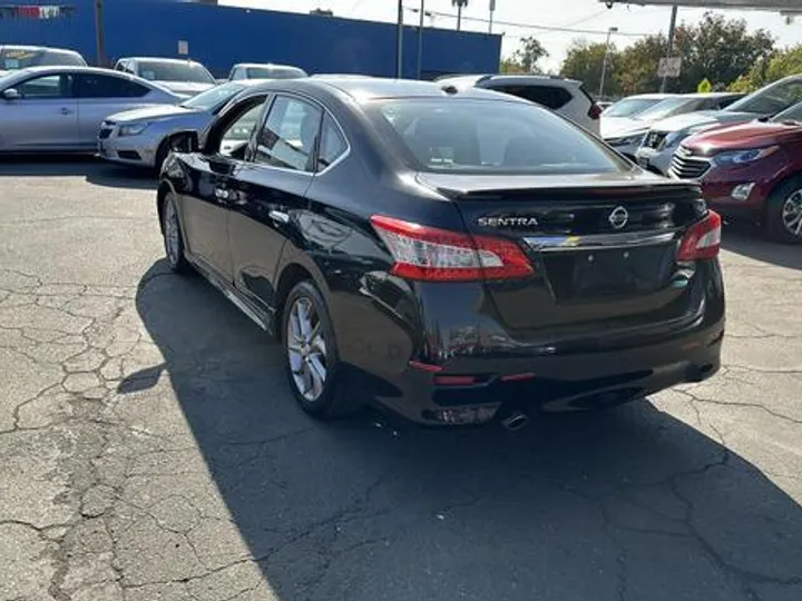 BLACK, 2014 NISSAN SENTRA Image 17