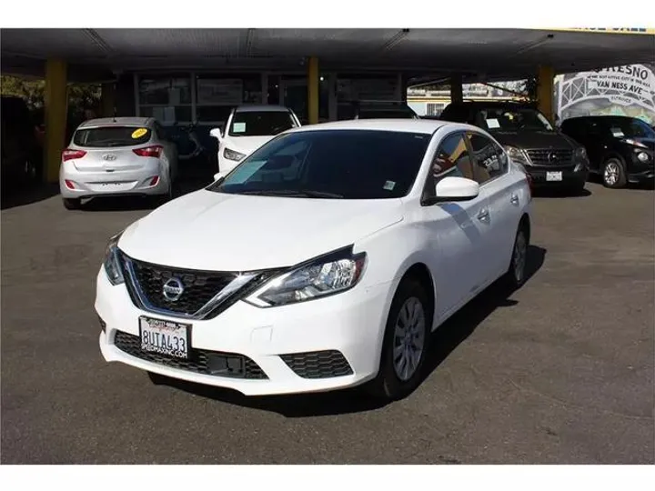 WHITE, 2019 NISSAN SENTRA Image 3