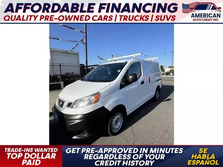 WHITE, 2015 NISSAN NV200 Image 1