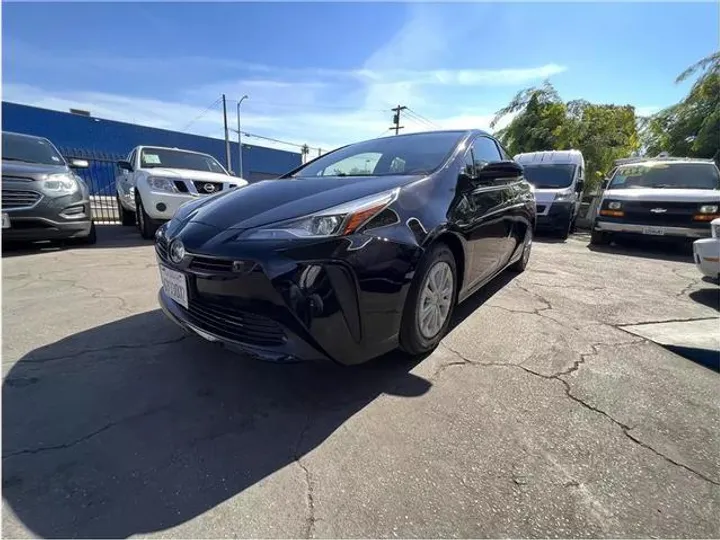 BLACK, 2020 TOYOTA PRIUS Image 3