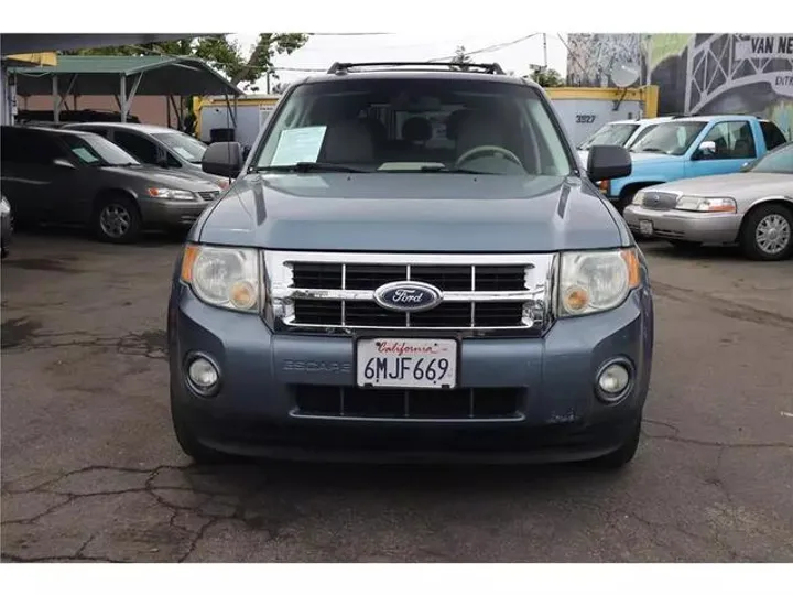 BLUE, 2011 FORD ESCAPE Image 2