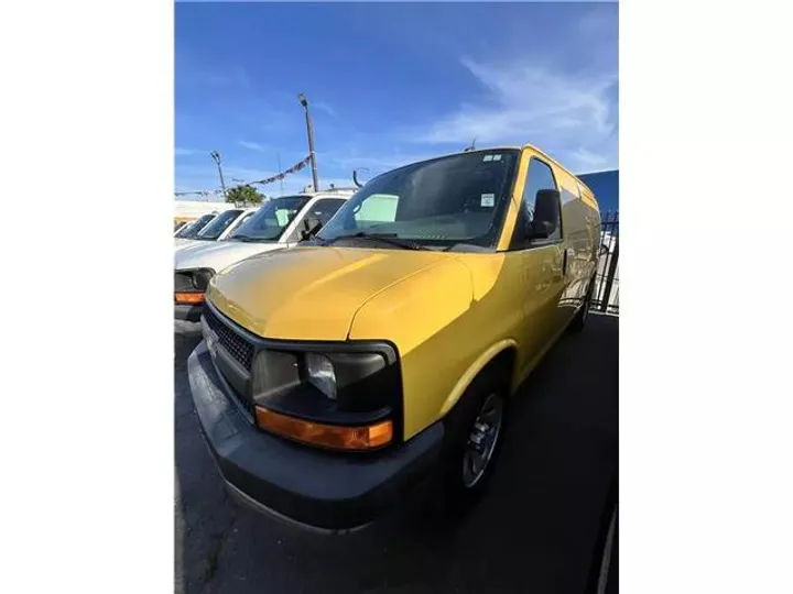 YELLOW, 2014 CHEVROLET EXPRESS 1500 CARGO Image 3