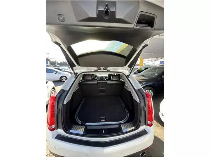 WHITE, 2014 CADILLAC SRX Image 11