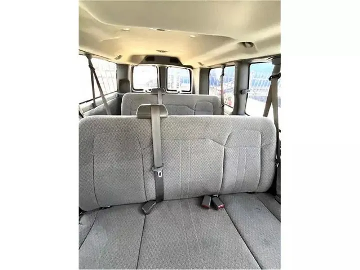 NO COLOR, 2011 CHEVROLET EXPRESS 1500 PASSENGER Image 10