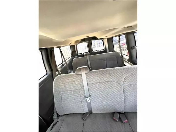 NO COLOR, 2011 CHEVROLET EXPRESS 1500 PASSENGER Image 5