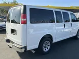 NO COLOR, 2011 CHEVROLET EXPRESS 1500 PASSENGER Thumnail Image 25