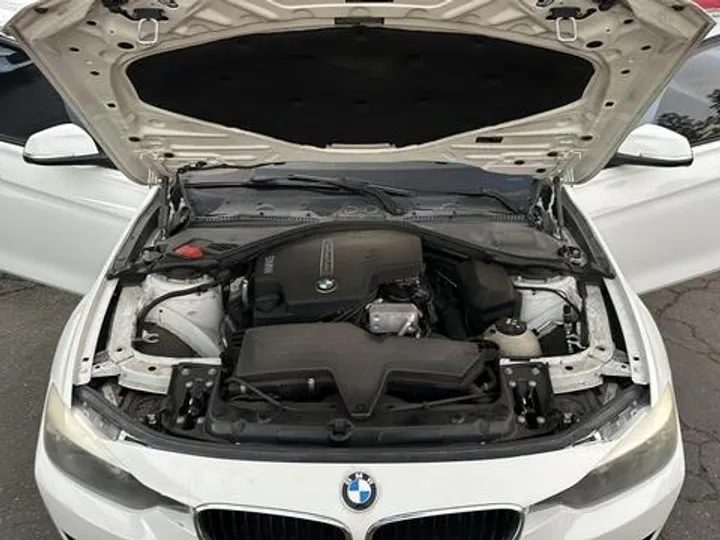 WHITE, 2015 BMW 3 SERIES Image 26