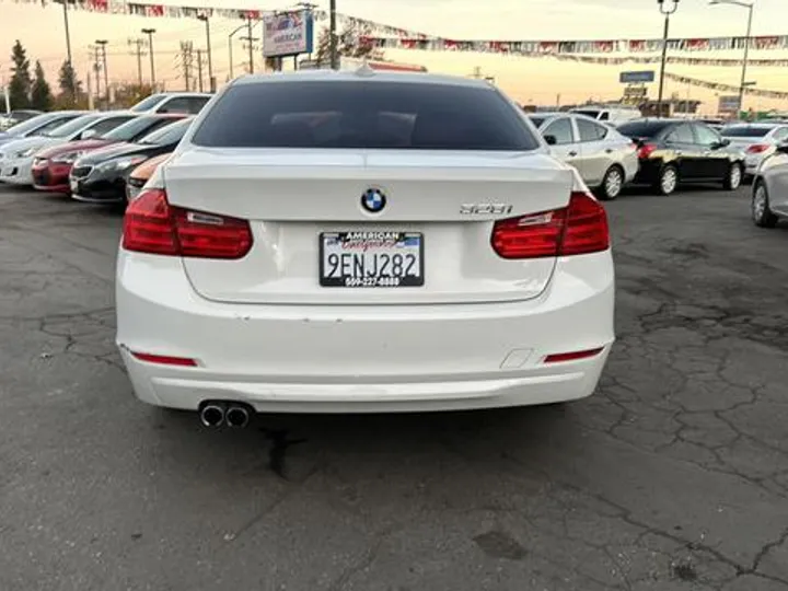 WHITE, 2015 BMW 3 SERIES Image 14