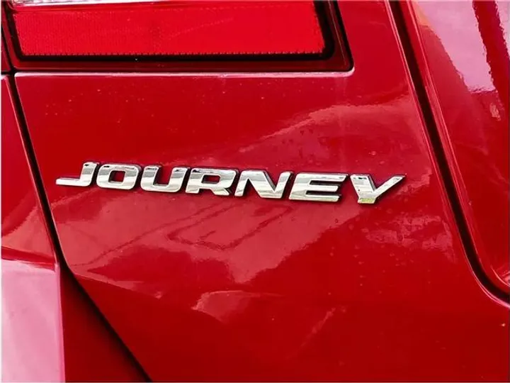 RED, 2016 DODGE JOURNEY Image 17