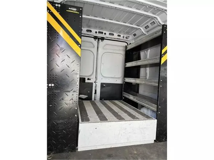 WHITE, 2019 RAM PROMASTER CARGO VAN Image 5