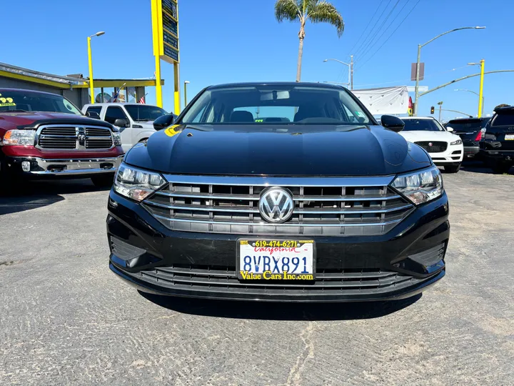 BLACK, 2021 VOLKSWAGEN JETTA Image 2