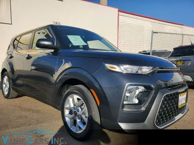 GRAY, 2020 KIA SOUL Image 