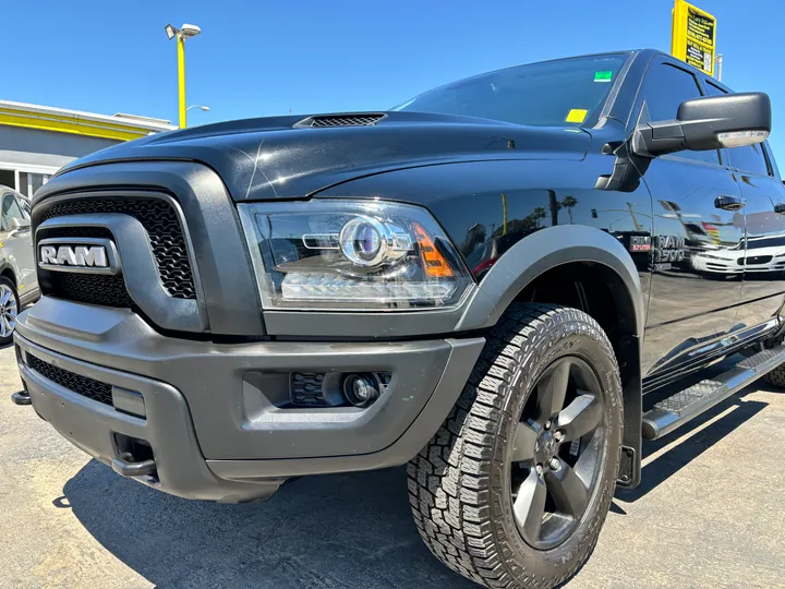 BLACK, 2019 RAM 1500 CLASSIC CREW CAB Image 9