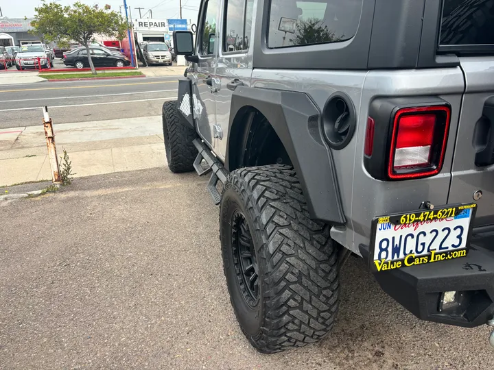 2019 JEEP WRANGLER UNLIMITED Image 8