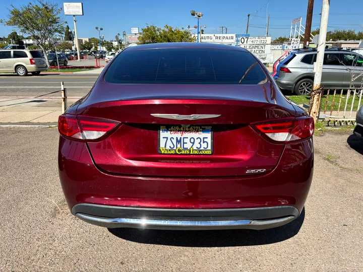 BURGUNDY, 2016 CHRYSLER 200 Image 5