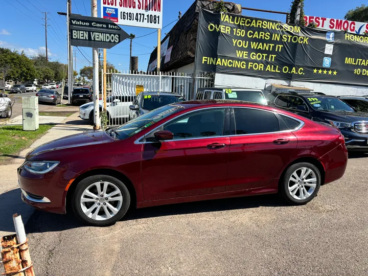 BURGUNDY, 2016 CHRYSLER 200 Image 7