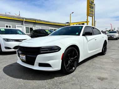 WHITE, 2017 DODGE CHARGER Image 28