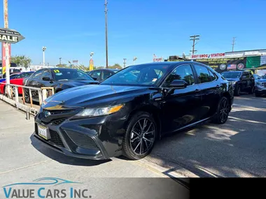 BLACK, 2021 TOYOTA CAMRY HYBRID Image 10