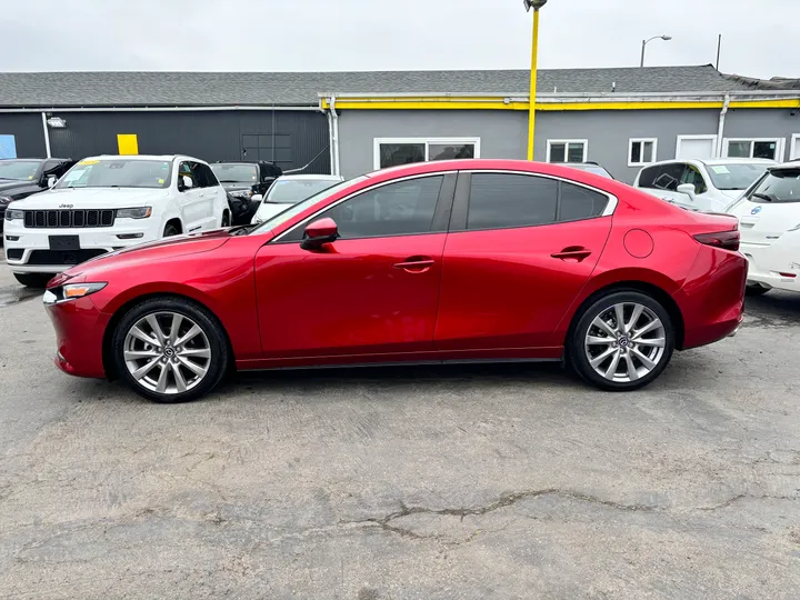 BURGUNDY, 2021 MAZDA MAZDA3 Image 8