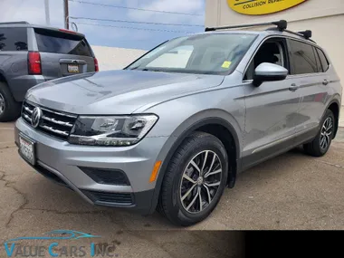 SILVER, 2021 VOLKSWAGEN TIGUAN Image 7