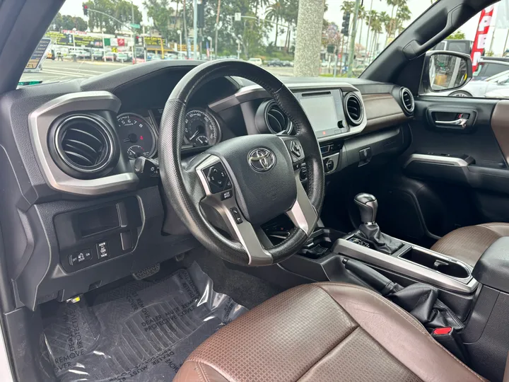 2016 TOYOTA TACOMA DOUBLE CAB Image 15