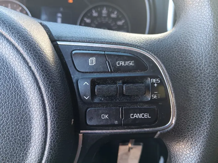 BRONZE, 2018 KIA SPORTAGE Image 18