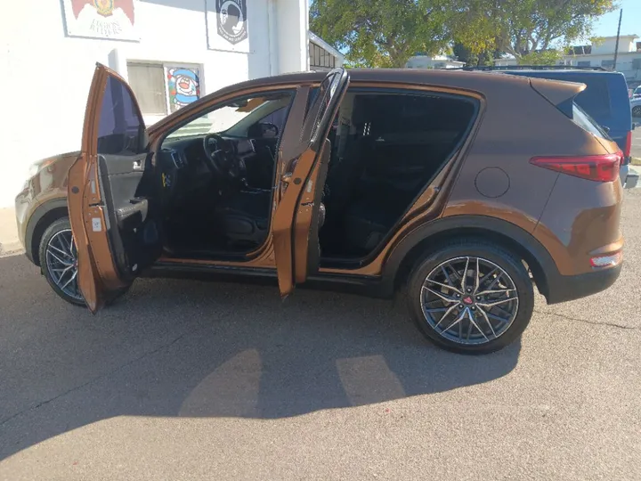 BRONZE, 2018 KIA SPORTAGE Image 7