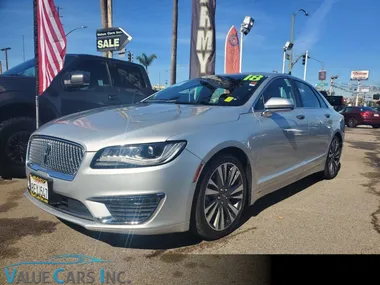 SILVER, 2018 LINCOLN MKZ Image 