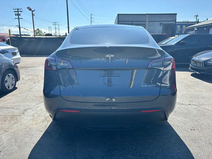 GREY, 2023 TESLA MODEL Y Image 6