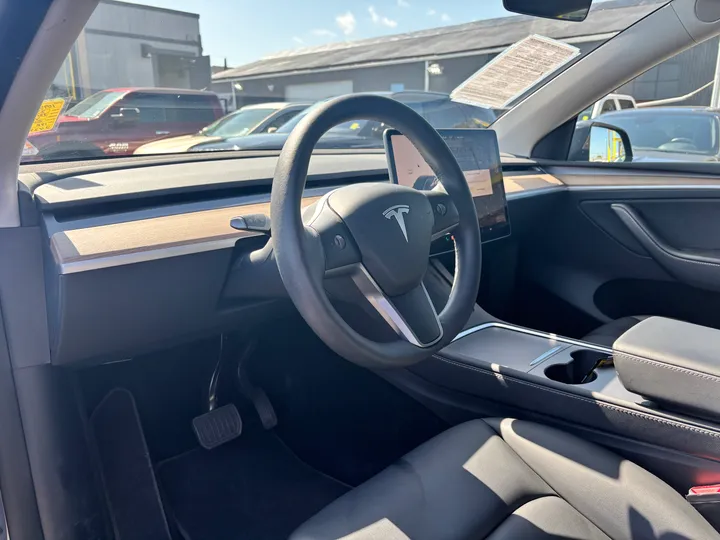 GREY, 2023 TESLA MODEL Y Image 12