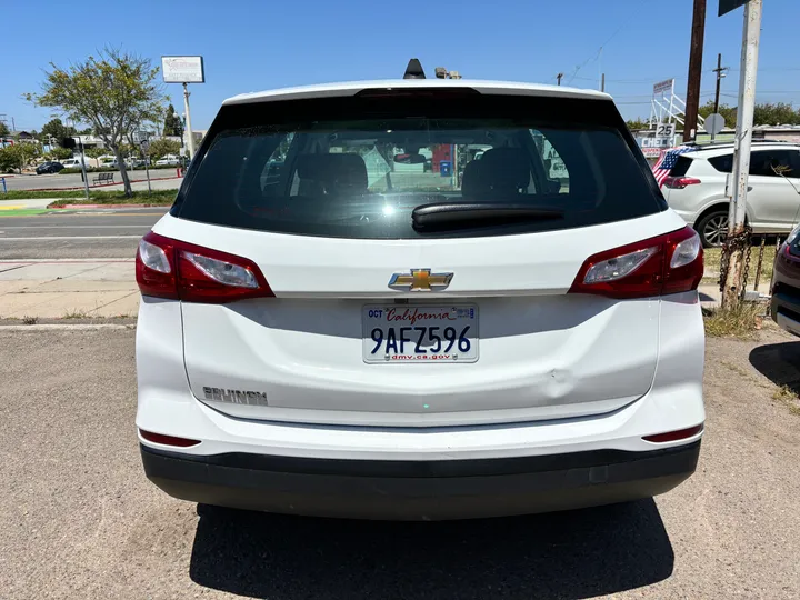 WHITE, 2020 CHEVROLET EQUINOX Image 5