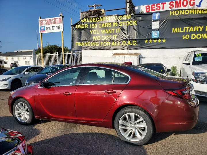 RED, 2017 BUICK REGAL Image 10