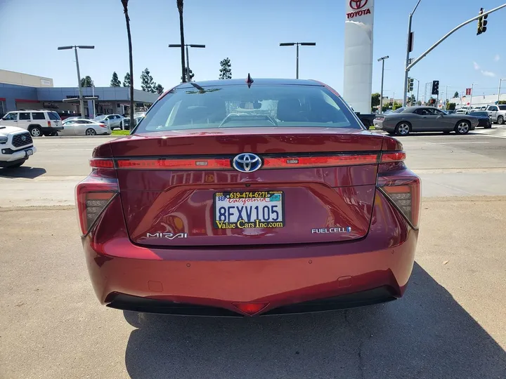 RED, 2018 TOYOTA MIRAI Image 4