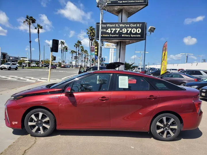 RED, 2018 TOYOTA MIRAI Image 2