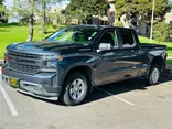 GRAY, 2020 CHEVROLET SILVERADO 1500 CREW CAB Thumnail Image 2