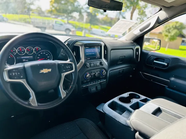 GRAY, 2020 CHEVROLET SILVERADO 1500 CREW CAB Image 20