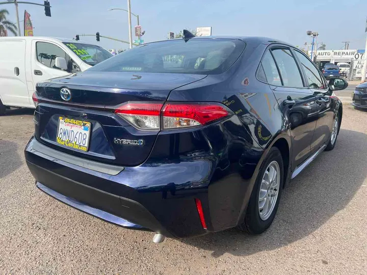 BLUE, 2020 TOYOTA COROLLA HYBRID Image 8