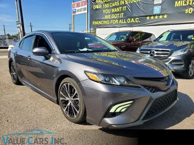 GRAY, 2020 TOYOTA CAMRY Image 8