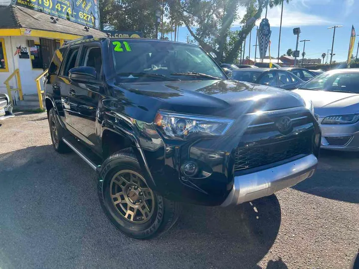 BLACK, 2021 TOYOTA 4RUNNER Image 2