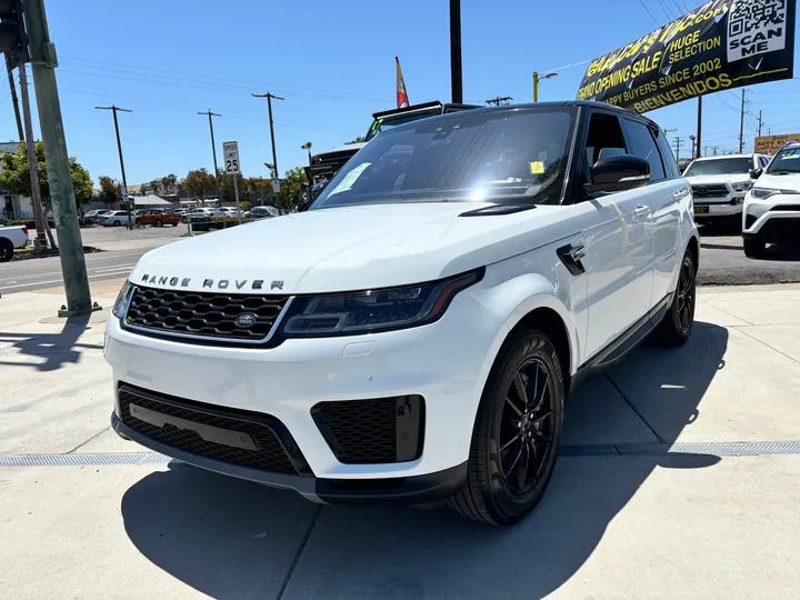 WHITE, 2019 LAND ROVER RANGE ROVER SPORT Image 9